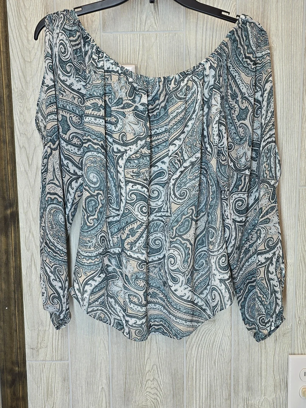 White House Black Market Teal and Cream Paisley Off-Shoulder Tunic